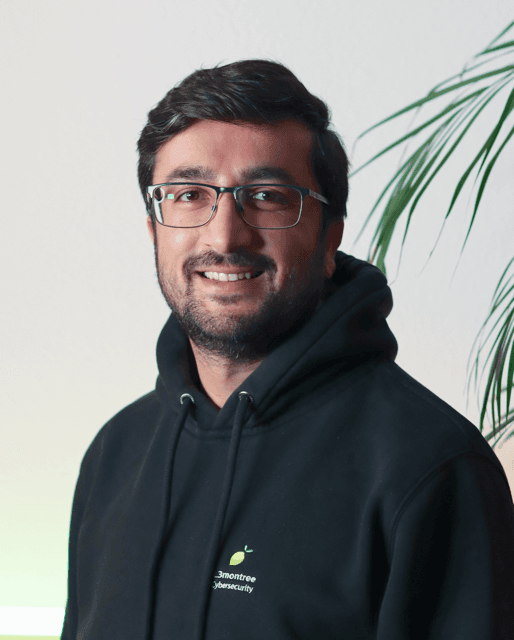 Refaei Shikho